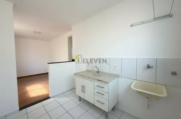 Apartamento com 2 dormitorios Rainha Elizabeth