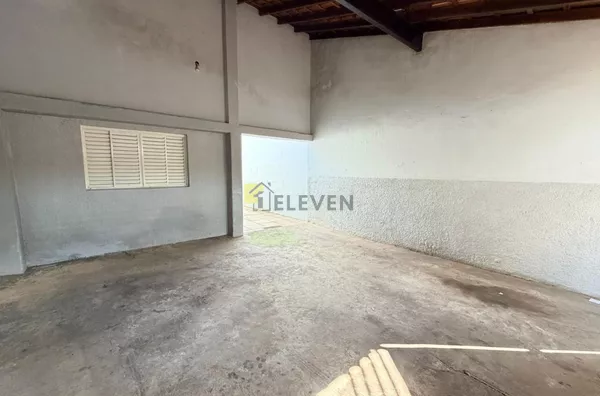 Casa para locação e venda - Vila Cristina