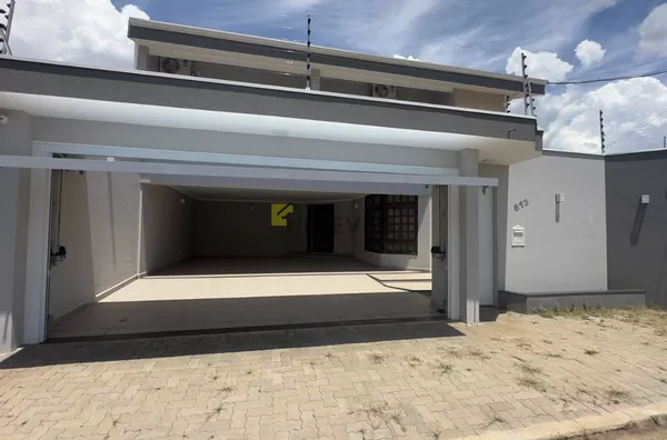 Sobrado para  e , 3 quarto(s),  Jardim Floridiana, Rio Claro