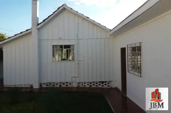 Casa  para Venda em  Uvaranas, Ponta Grossa R$250.000,00
