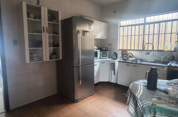 Casa para venda, 3 quarto(s),  Centro, Ponta Grossa