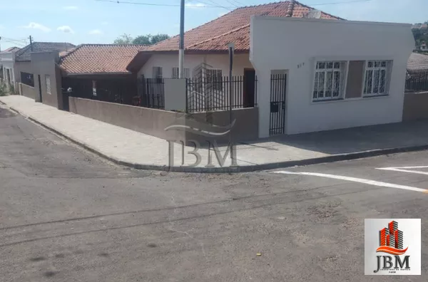 Casa em Olarias, VENDA 