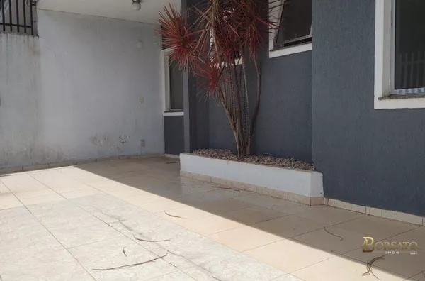 Casa à Venda no Jardim Gianna – Uvaranas