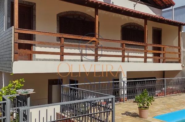 PARTE DE TRAZ DA CASA