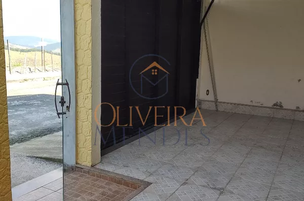 GARAGEM PARA 3 CARROS