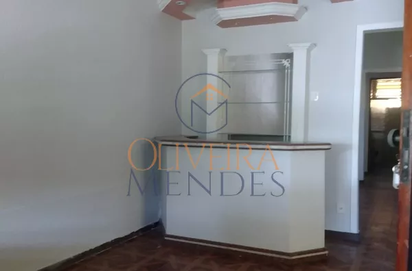 Casa 3/4, com garagem, área gourmet, quintal, canil bairro Barbosa Lage