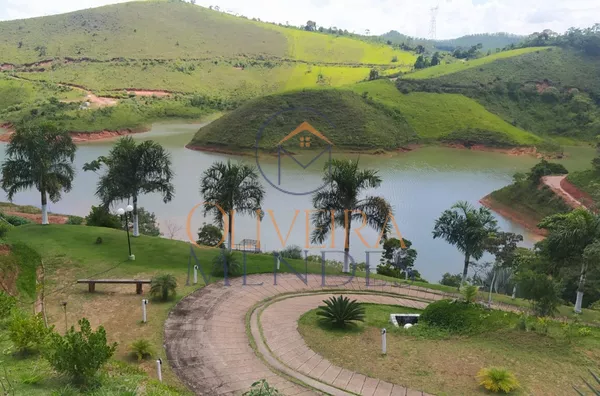 Vendo Sítio com 20 mil m² de luxo - com acesso exclusivo a água em Ewbank da Câmara