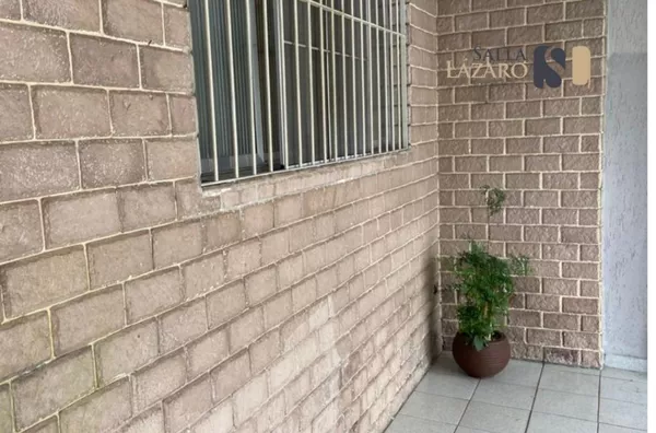 Sobrado com 3 dorms e 2 suítes