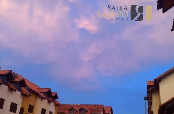 Casa em condomínio na Via Rosália