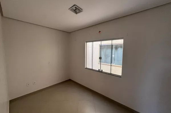 Apartamento para aluguar no Centro de Santa Izabel do Oeste 