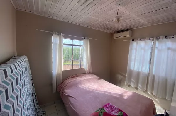 Casa para venda 3 quartos com lote inteiro - São José - Realeza/PR