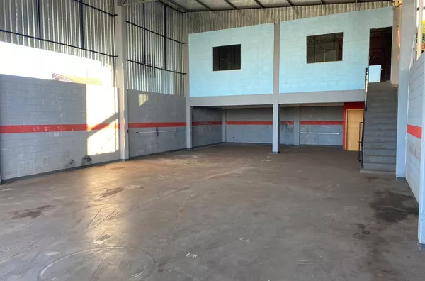 Barracão para aluguel - ao lado ACIAR - Realeza/PR