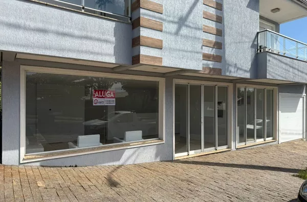  Sala comercial frente ao hospital em santa isabel do oeste