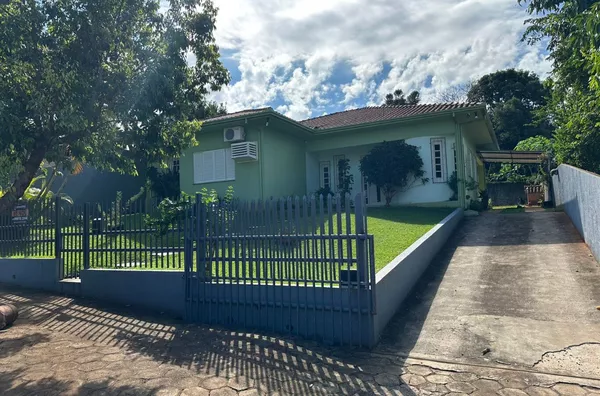Casa para venda no bairro São José em Realeza