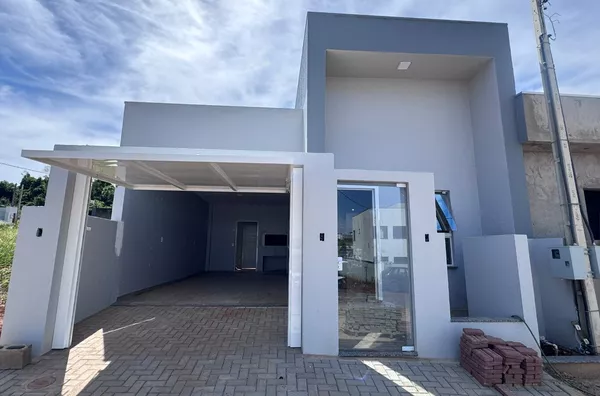 Casa para venda no Bairro Jardim Universitário com 1 suíte e 2 quartos em Realeza - Foto 1