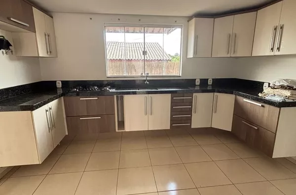 Sobrado para alugar próximo ao lago municipal de Realeza 