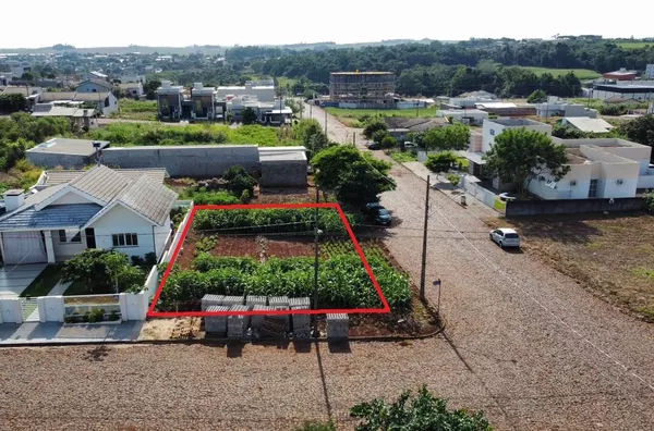 Terreno de esquina para venda próximo ao Caps