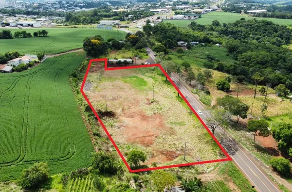 TERRENO COM 7.391,92m² - RODOVIA PR-281 - REALEZA/PR 