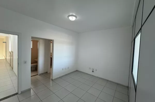 Sala comercial 2º andar em cima da Florata