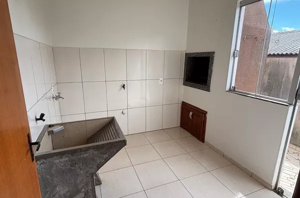 Sobrado para alugar próximo ao lago municipal de Realeza 