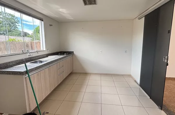 Sobrado para alugar próximo ao lago municipal de Realeza 