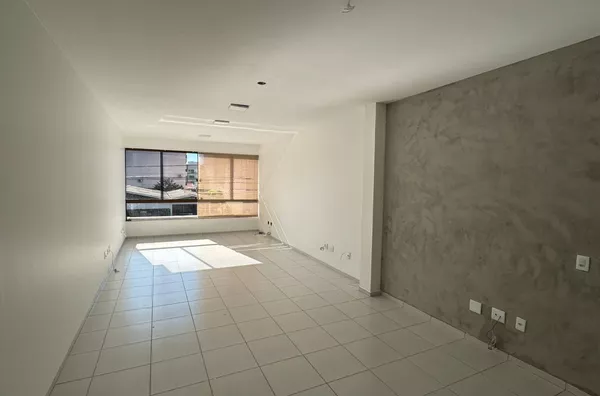 Sala comercial 2º andar em cima da Florata
