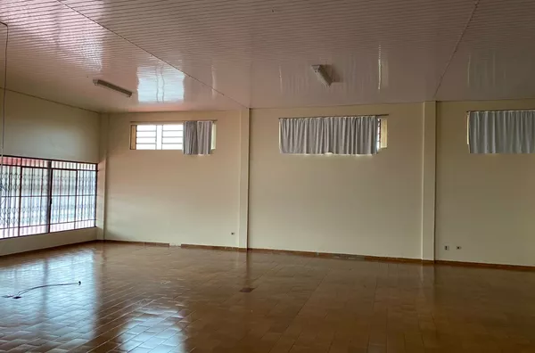 Sala comercial térrea para aluguel - Bairro Industrial - Realeza/PR