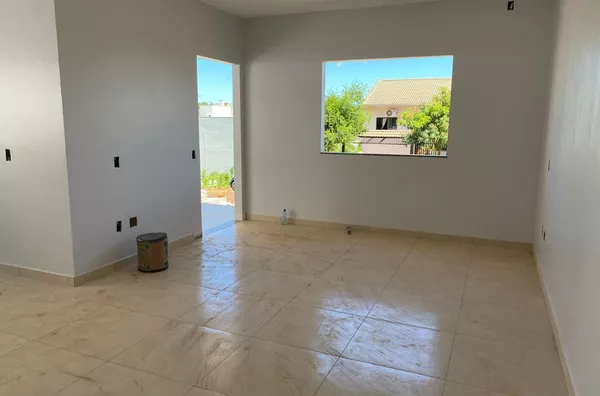 Casa para venda com 1 suíte + 1 quarto - Centro Cívico - Realeza/PR