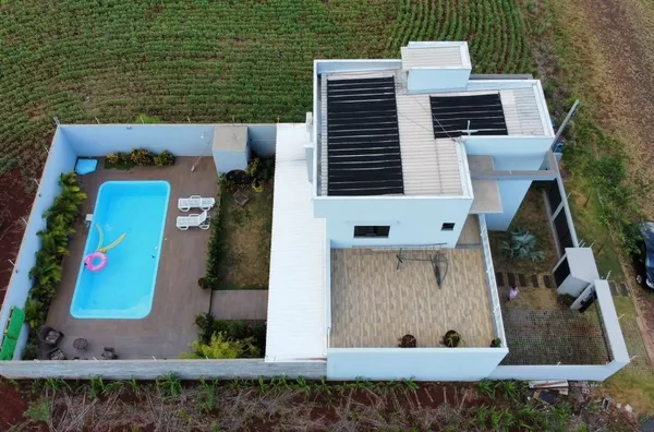 Casa com piscina para venda 3 quartos (sendo 01 suíte) - Cidade Universitária - Realeza/PR