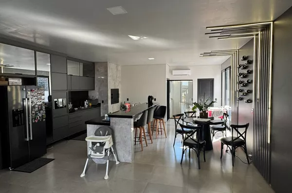 Casa para venda no Bairro Cidade Universitária em Realeza