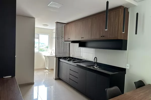 Apartamento com móveis planejados para venda em Fco. Beltrão