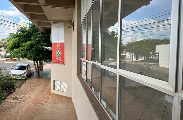 Sala comercial para aluguel em frente ao Manfroi - Centro - Realeza/PR