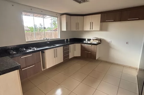 Sobrado para alugar próximo ao lago municipal de Realeza 