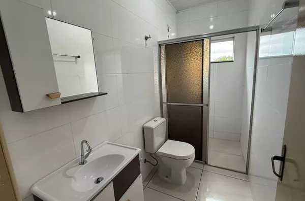 Kitinet no centro de realeza para alugar 