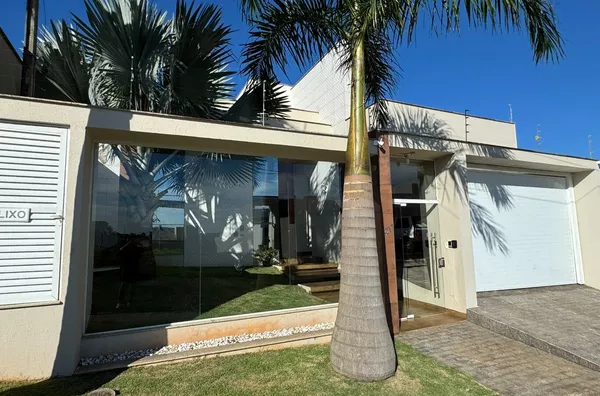 Casa alto padrão para venda no Loteamento Moretti II, Realeza - PR