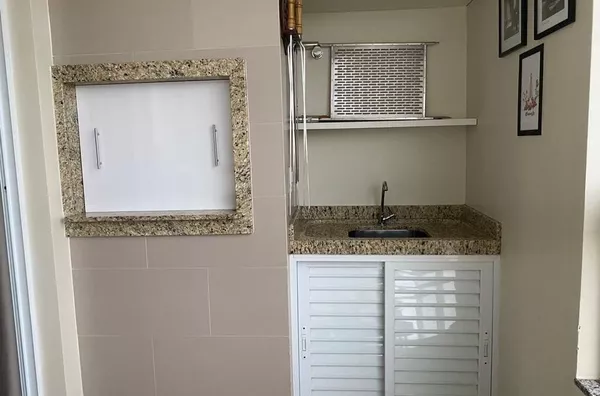Apartamento semimobiliado para venda no Centro de Realeza