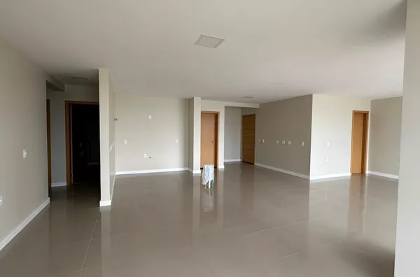 Apartamento novo para venda no Edifício Delazzeri