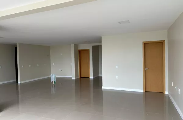 Apartamento novo para venda no Edifício Delazzeri