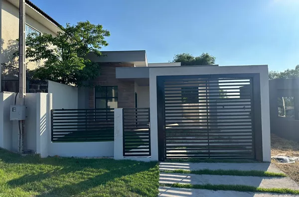 Casa nova para venda pertinho do Centro em Realeza