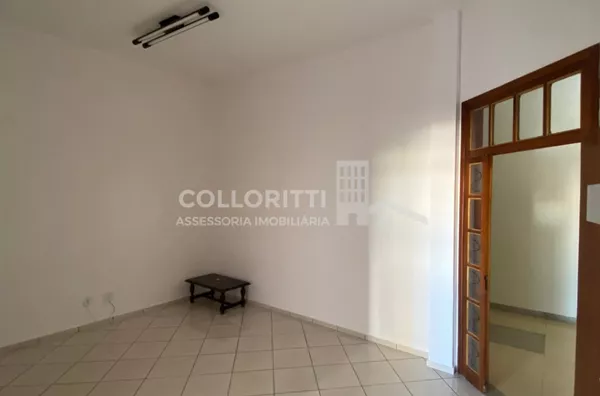 Sala comercial em andar para venda - Centro - Realeza/PR