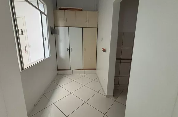 Apartamento para alugar no centro de realeza - Foto 4
