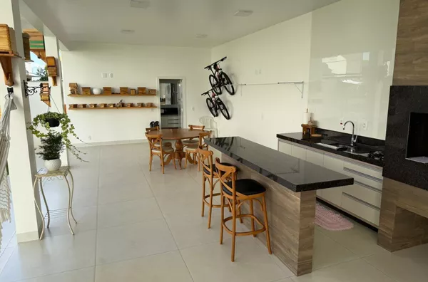 Casa para , 2 quarto(s),  João Paulo Ii, Realeza