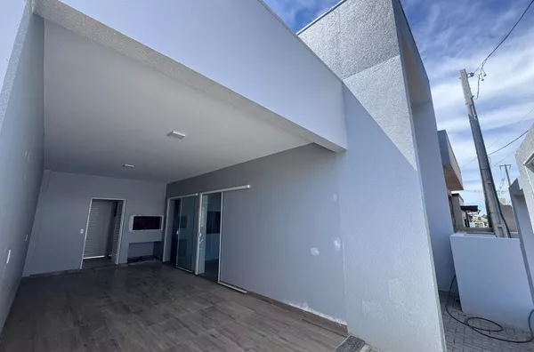Casa para venda no Bairro Jardim Universitário com 1 suíte e 2 quartos em Realeza - Foto 2