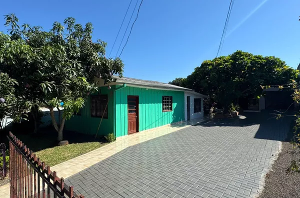 Casa para venda no bairro Nossa Senhora Aparecida em Realeza/PR