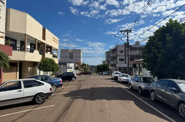 Sala comercial 2º andar em cima da Florata