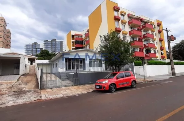 CASA NA REGIÃO CENTRAL