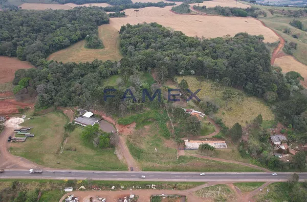CHÁCARA COM FRENTE PARA BR Á VENDA EM PATO BRANCO