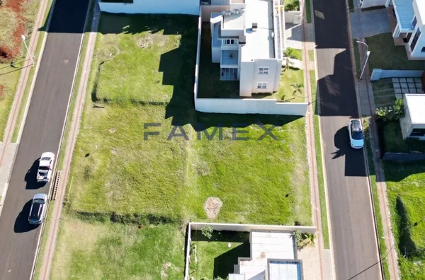 TERRENO À VENDA NO CONDOMÍNIO JARDINS DE MONET