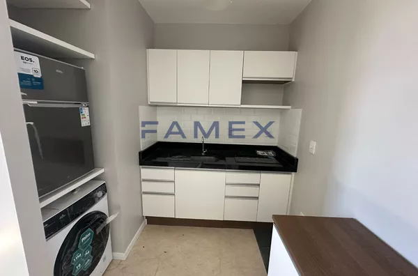 APARTAMENTO MOBILIADO PARA LOCAÇÃO -  COM 01 QUARTO - PRÓXIMO A PRAÇA CENTRAL