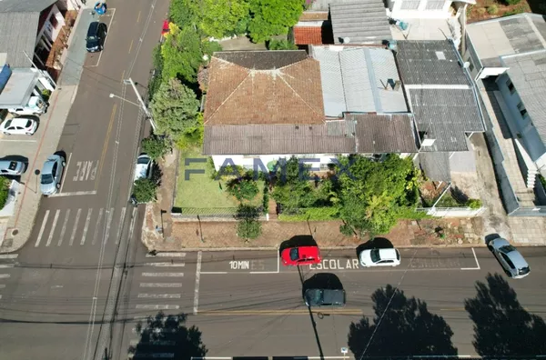 TERRENO À VENDA NO CENTRO